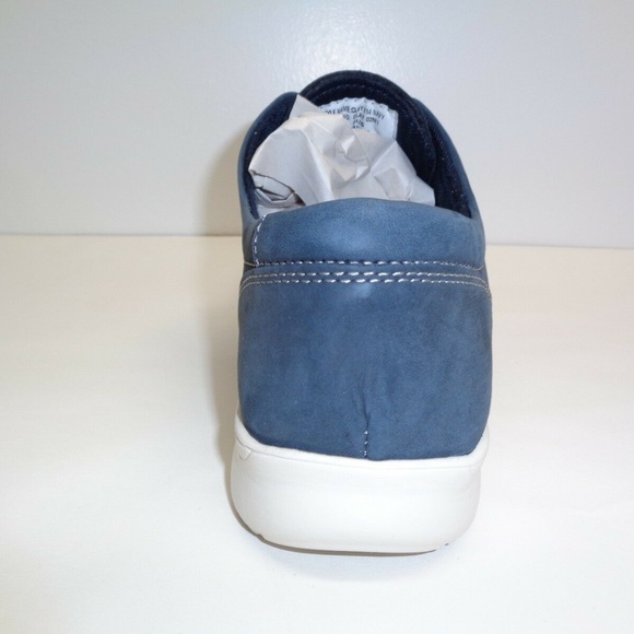 Steve Madden Size 9 M CLAY Navy Leather New Shoes